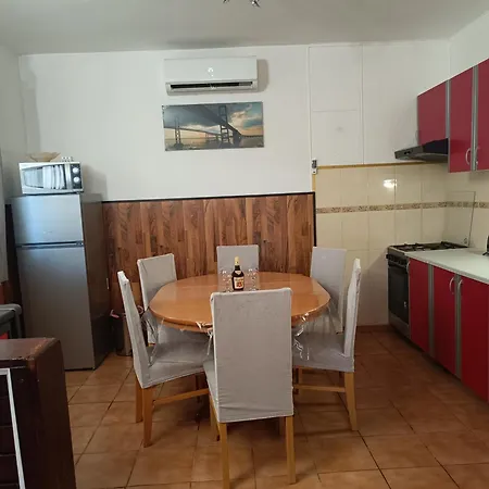 Visnja * Benkovac