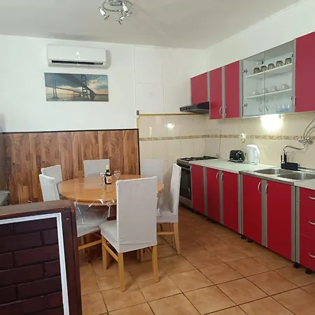 Visnja With Pool Ferienhaus *