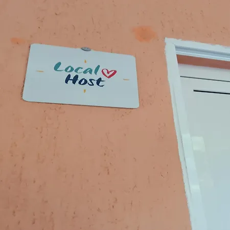 Visnja With Pool Prázdninový dům Benkovac
